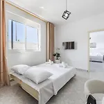 Modern With Wifi And Access By Pikhost